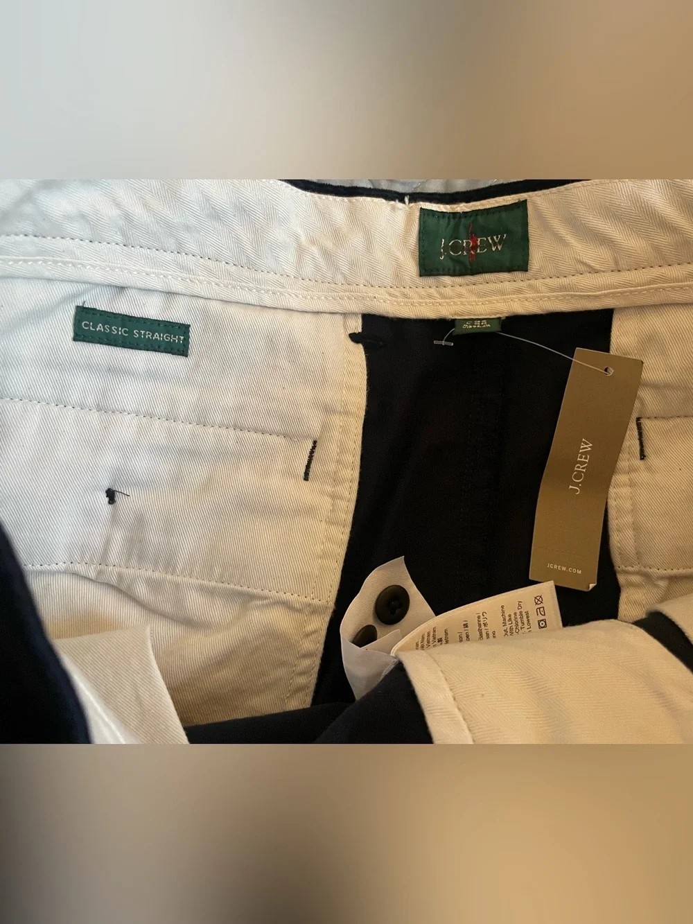 J. CREW Broken-in Straight pant in stretch corduroy Midnight Navy W34 L36 CM717